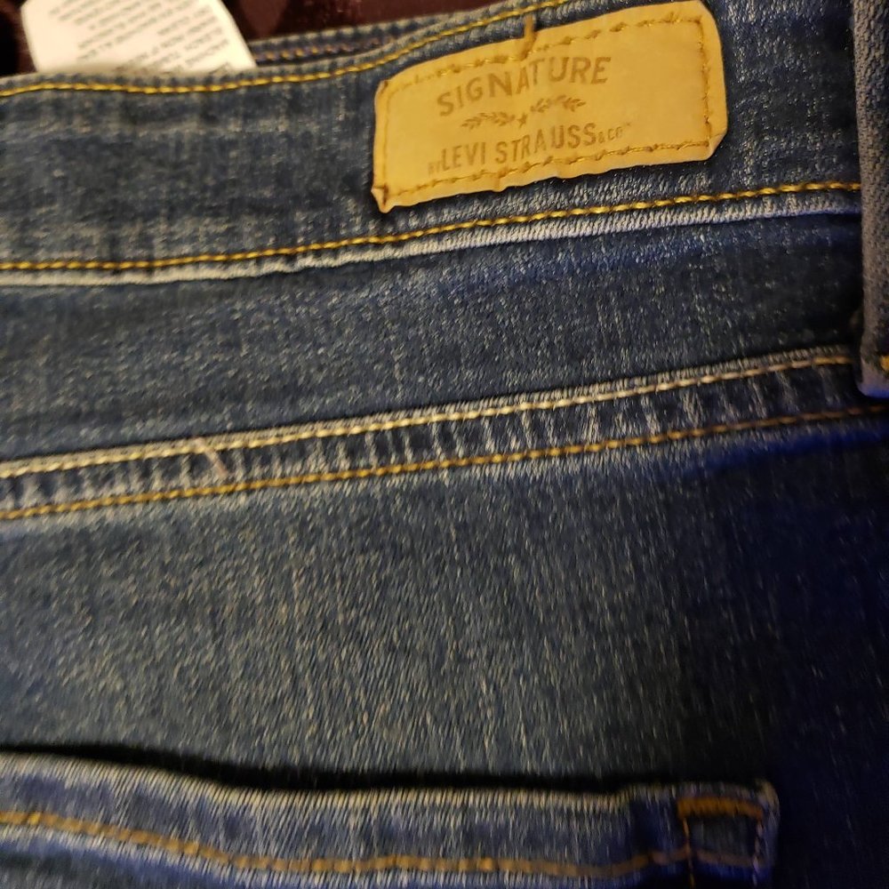 Levi Strauss & Company Capri